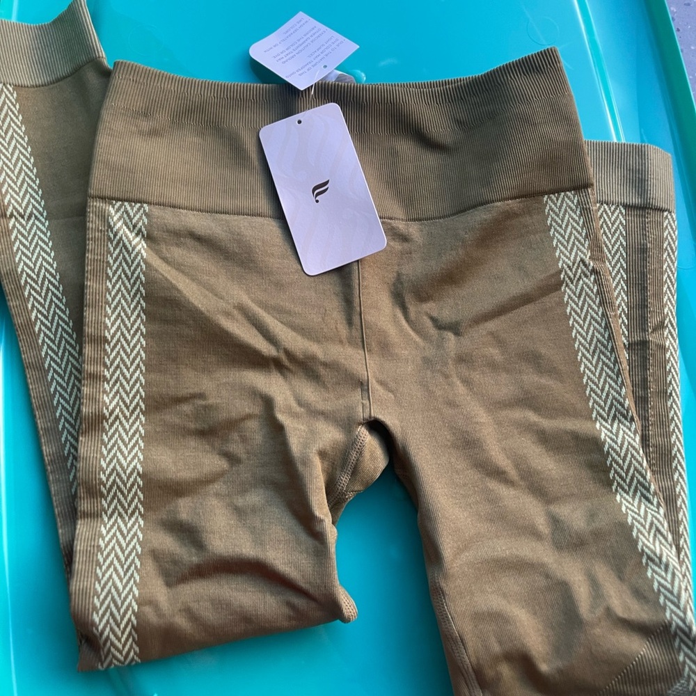 Fabletics leggings NWT
